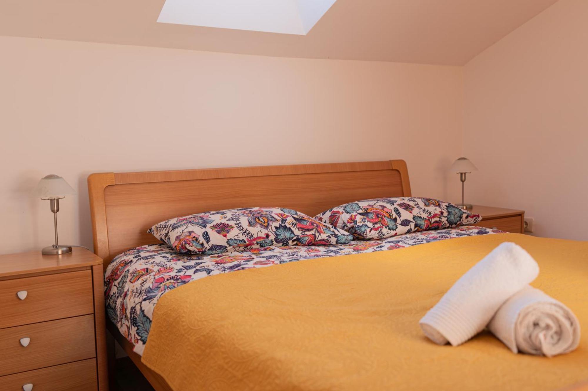 Two-Bedroom Apartment Niki Near Rovinj Exterior foto